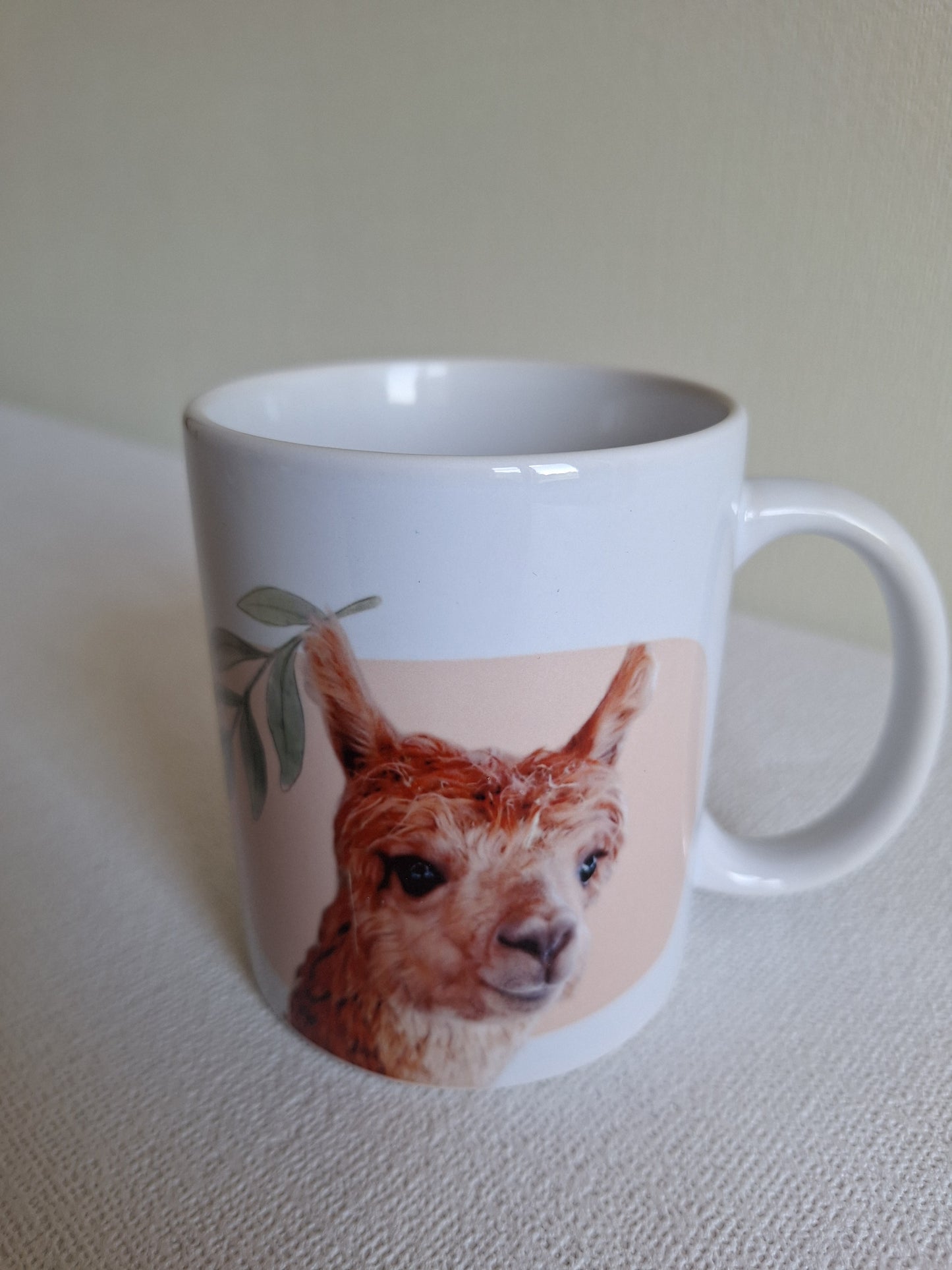 Krus med alpakkadesign